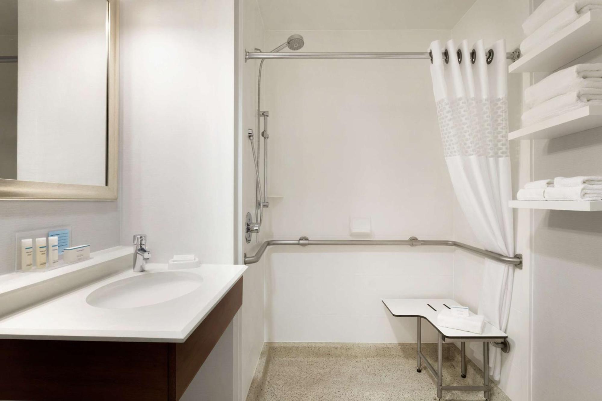 Hampton Inn Long Island-Brookhaven Farmingville Luaran gambar